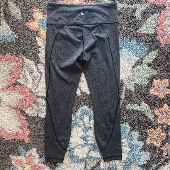 ATHLETA gray 3/4 leggings size M - Picture 2 of 8
